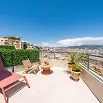 Apartment Ref 2005 Center For Rent *
