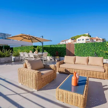 Ref 2005 Center For Rent * Cannes